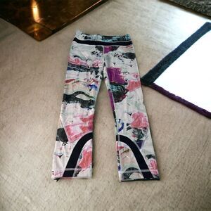 Lululemon Inspire Crop Leggings Size 4